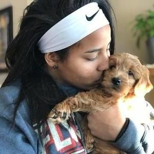 Meet your Posher, Tasha